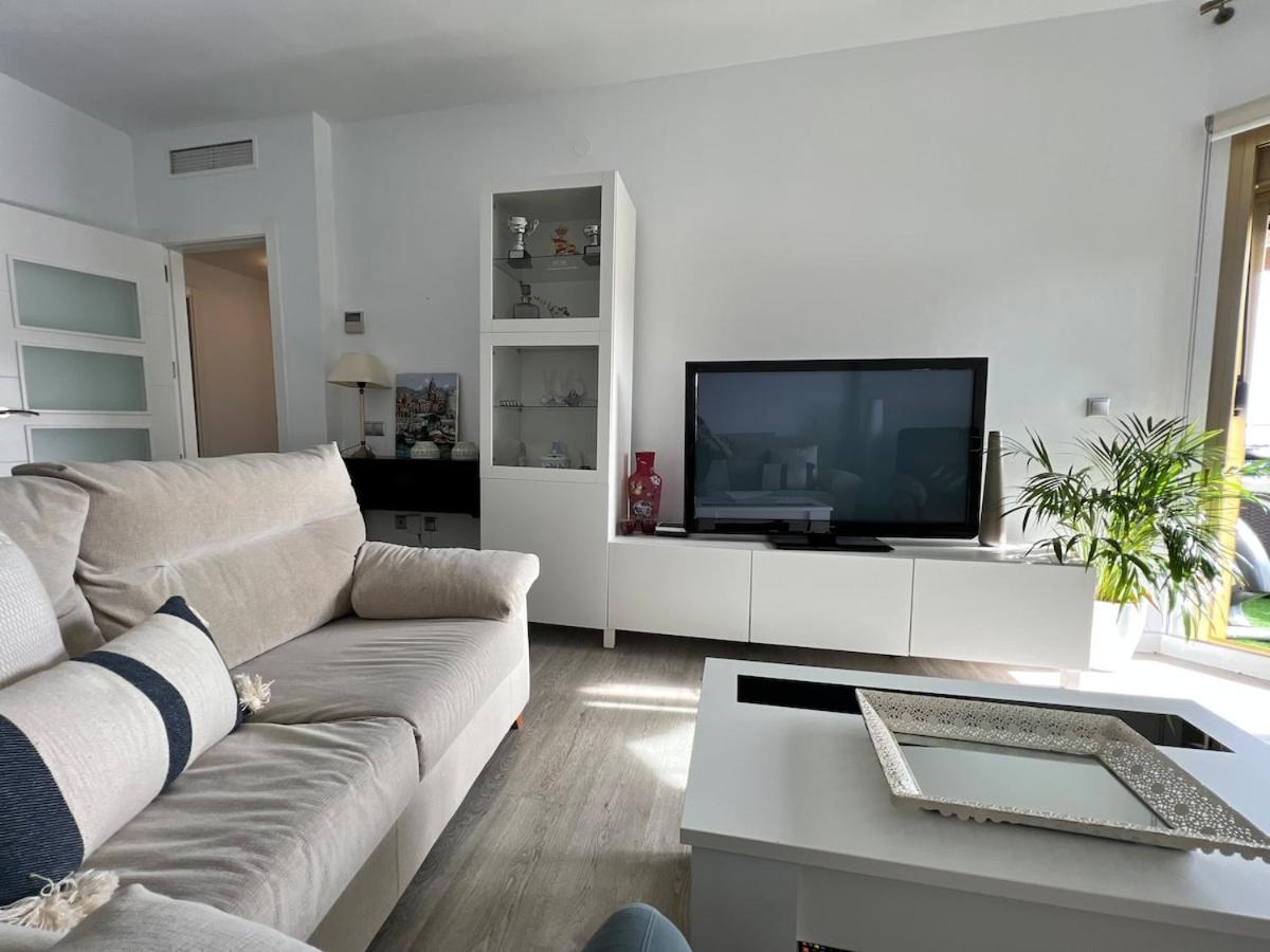 Fuengirola, Dona Sofia Amazing Sea View